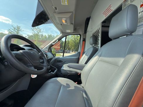 Used 2019 Ford Transit 150 148 Medium Roof image 22
