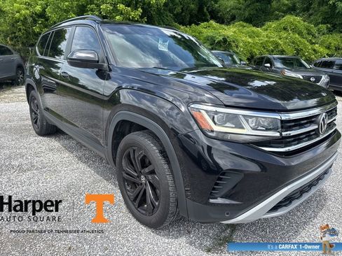 Used 2023 Volkswagen Atlas SE w/ Black Wheel Package FWD image 7