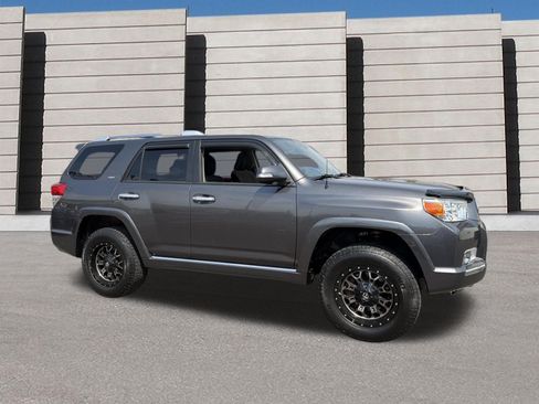 Used 2010 Toyota 4Runner 4WD image 6