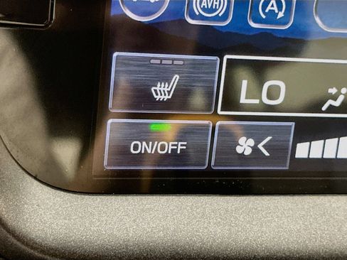 Used 2025 Subaru Outback Wilderness AWD/4WD image 22