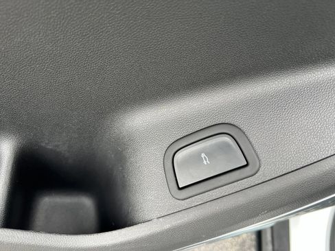 Used 2026 Buick Enclave Preferred FWD image 8