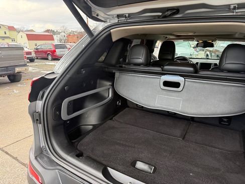 Used 2014 Jeep Cherokee Trailhawk image 39