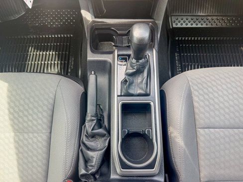 Used 2021 Toyota Tacoma SR5 RWD image 10