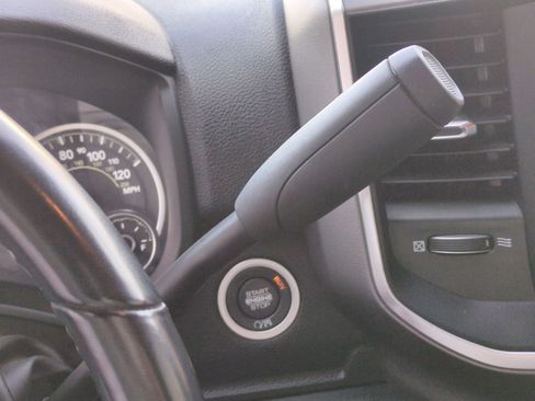 Used 2024 RAM 2500 Big Horn image 25