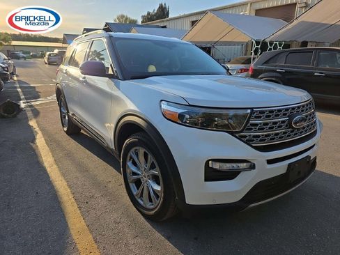 Used 2020 Ford Explorer Limited image 2