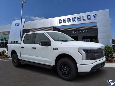 New 2025 Ford F150 Lightning XLT w/ Max Trailer Tow Package AWD/4WD image 1