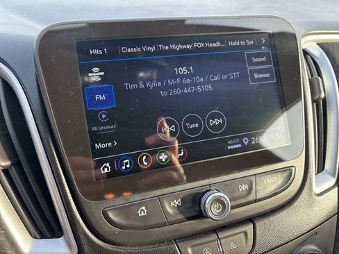 Used 2024 Chevrolet Malibu LT image 21