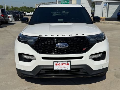 Used 2022 Ford Explorer ST w/ Equipment Group 401A AWD/4WD image 3