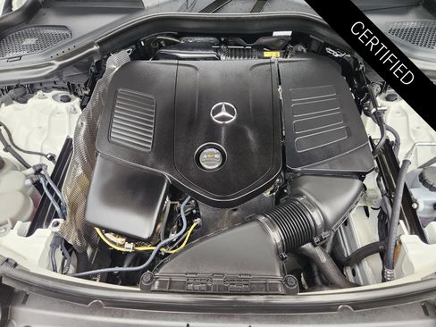 Certified 2025 Mercedes-Benz GLC 300 image 32