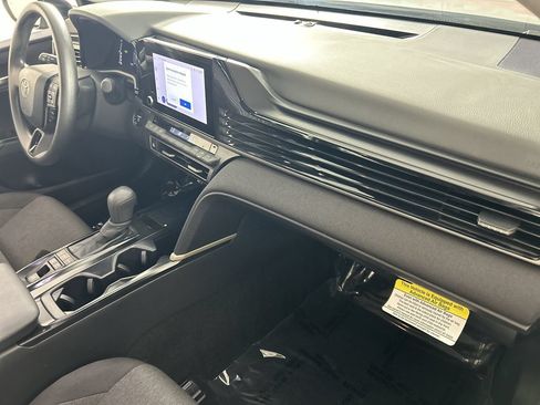 Used 2026 Toyota Camry LE FWD image 27