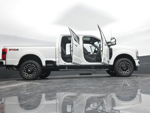 Certified 2025 Ford F250 Platinum AWD/4WD image 76