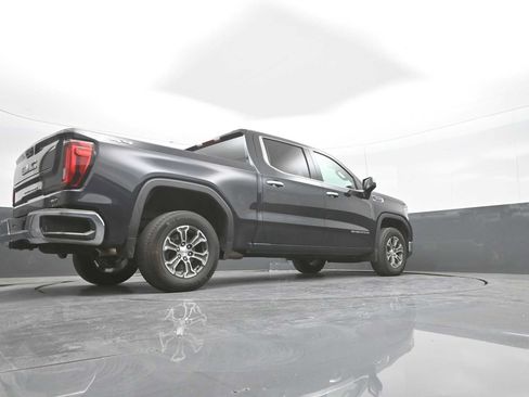 Used 2025 GMC Sierra 1500 SLT AWD/4WD image 38