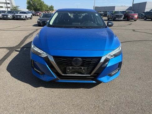 Used 2022 Nissan Sentra SR w/ Lighting Package FWD image 5