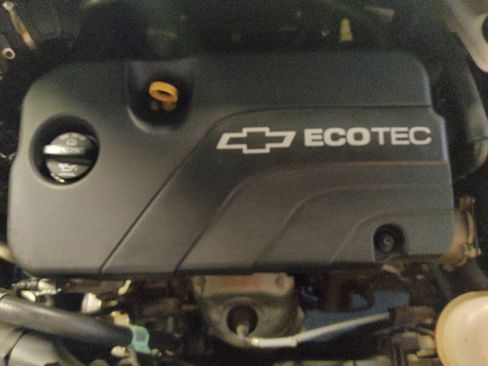 Used 2020 Chevrolet Spark LT FWD image 30