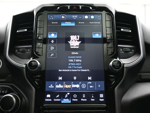 Used 2023 RAM 1500 Big Horn AWD/4WD image 32