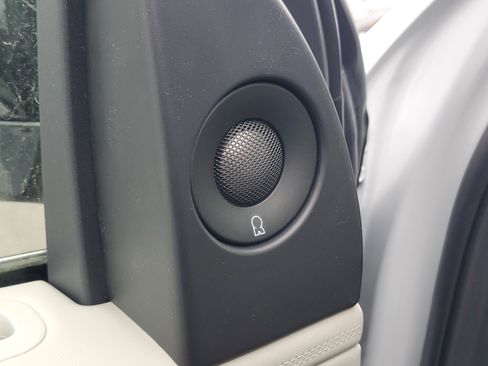 New 2026 Lincoln Navigator Reserve image 9