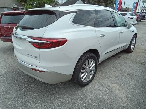 Used 2018 Buick Enclave Premium w/ Experience Buick Package AWD/4WD image 10