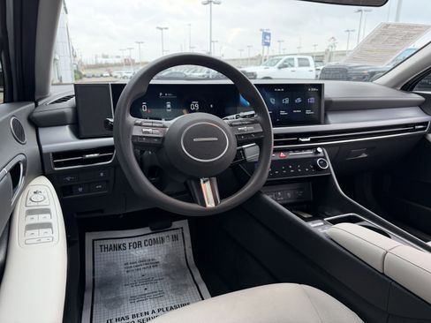 Certified 2024 Hyundai Sonata SEL image 22