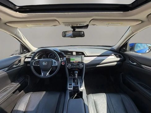 Used 2016 Honda Civic Touring image 14