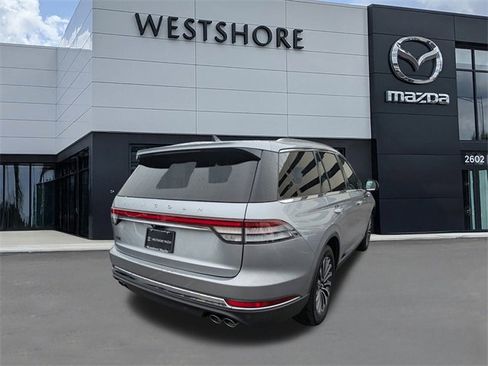 Used 2023 Lincoln Aviator Reserve image 3