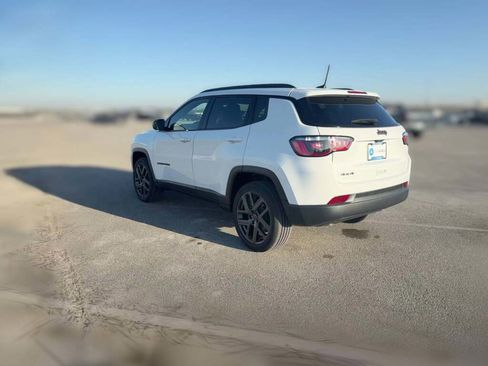 New 2026 Jeep Compass Latitude image 8
