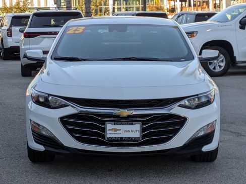 Used 2023 Chevrolet Malibu LT image 2