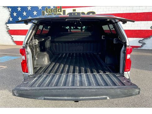 Used 2020 Chevrolet Silverado 1500 High Country image 31