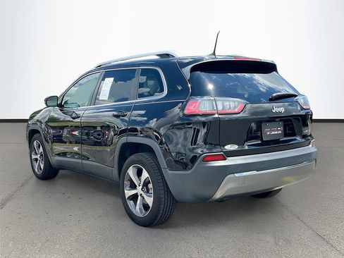 Used 2019 Jeep Cherokee Limited FWD image 5