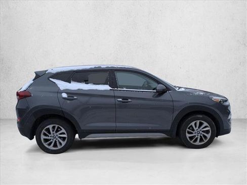 Used 2017 Hyundai Tucson SE image 7