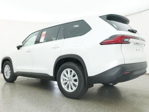 New 2026 Toyota Grand Highlander XLE image 29