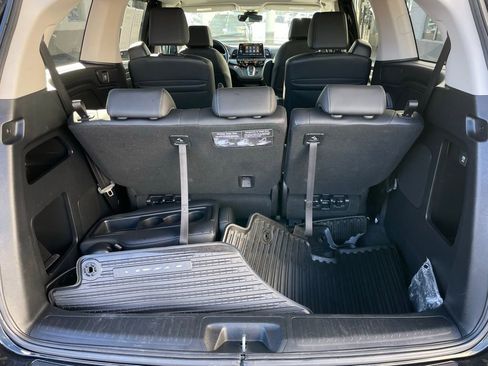 Certified 2025 Honda Odyssey EX-L image 44