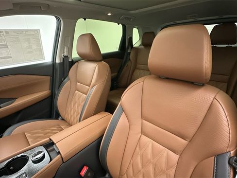 New 2026 Nissan Rogue Platinum w/ Platinum Premium Package image 9