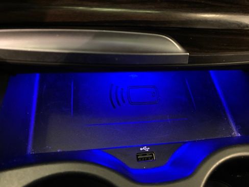 Used 2022 BMW 530i xDrive w/ Premium Package image 59