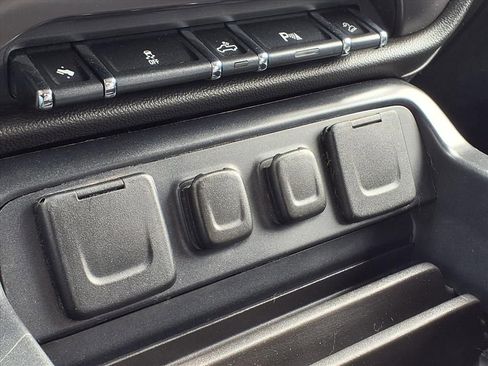 Used 2015 GMC Sierra 1500 SLT w/ All-Terrain Package image 24