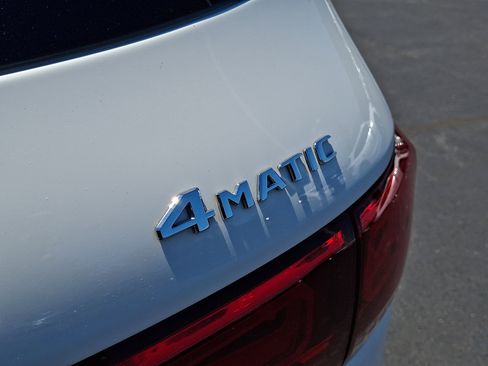 Certified 2022 Mercedes-Benz GLB 250 4MATIC w/ AMG Line image 33