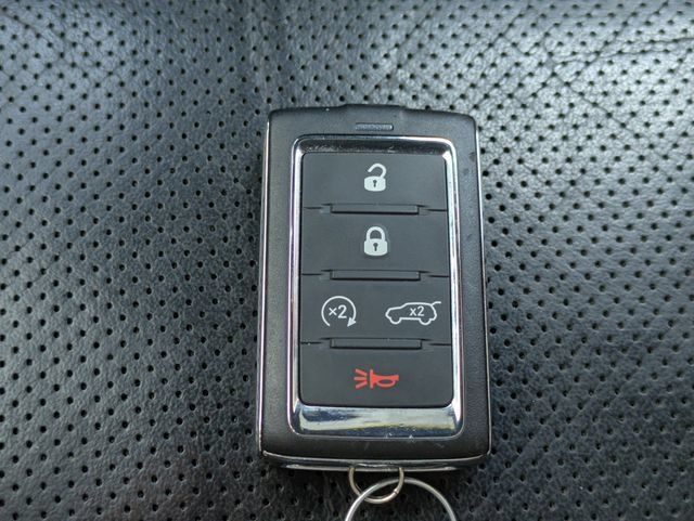 Certified 2022 Jeep Wagoneer Series I RWD image 26