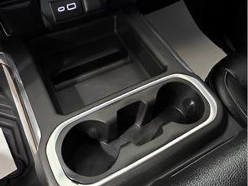 Used 2022 Chevrolet Silverado 1500 RST w/ Safety Package image 21