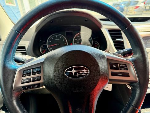 Used 2014 Subaru Outback 2.5i Premium w/ Moonroof Package AWD/4WD image 32