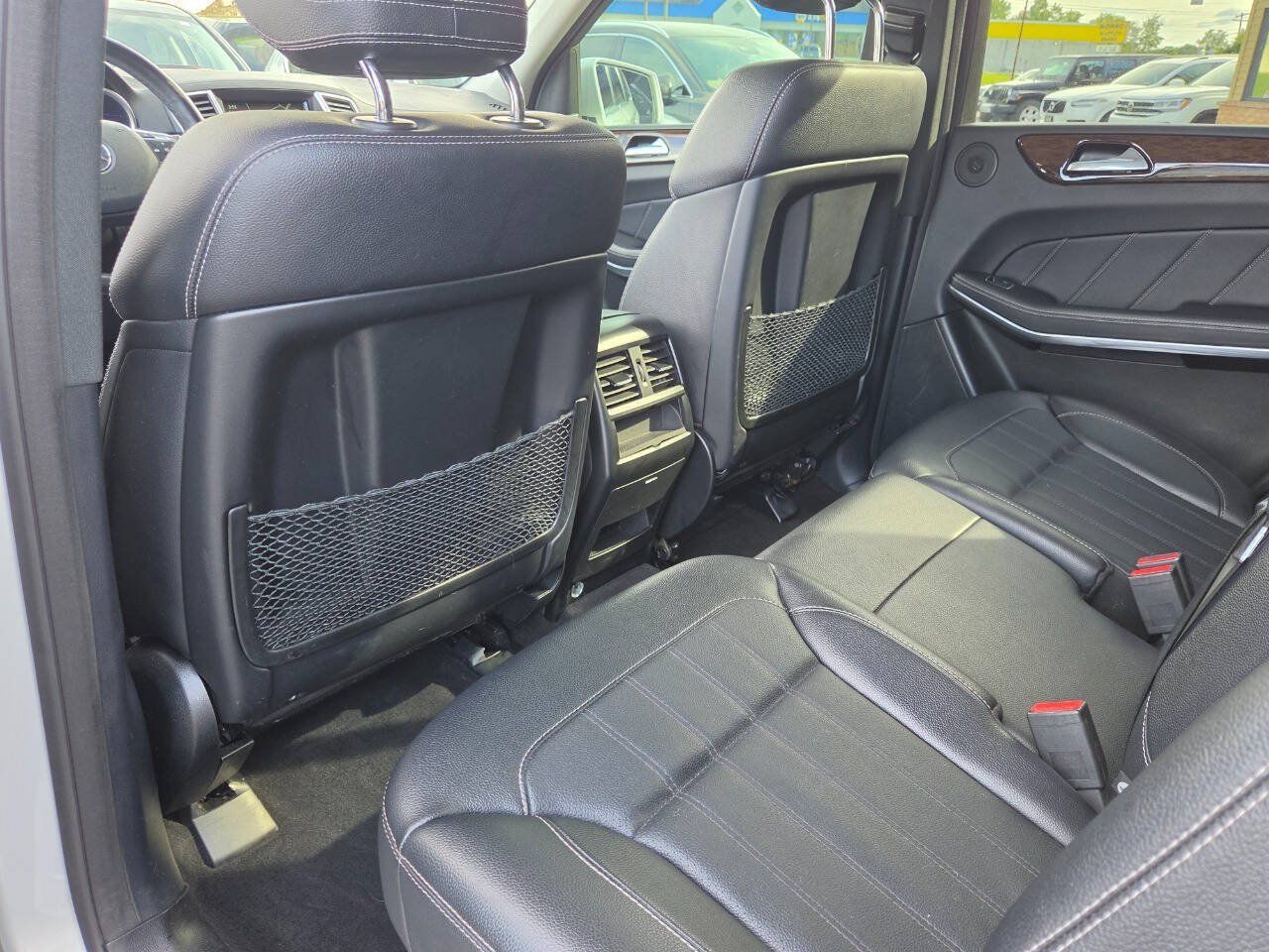 Used 2014 Mercedes-Benz GL 350 BlueTEC 4MATIC image 31