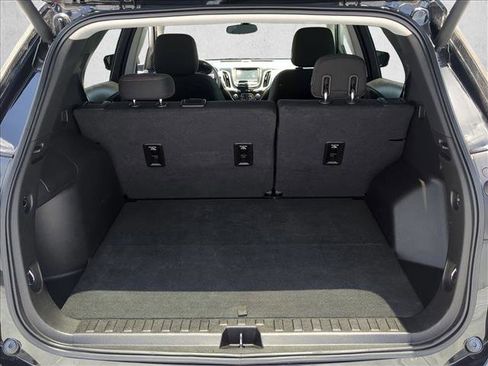 Used 2018 Chevrolet Equinox LT FWD image 6