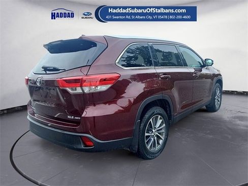 Used 2019 Toyota Highlander XLE image 5