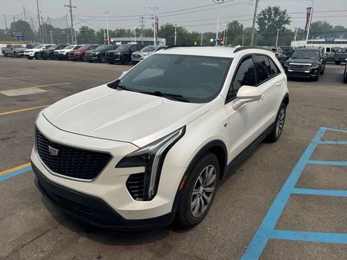 Used 2019 Cadillac XT4 Sport w/ Cold Weather Package AWD/4WD image 2