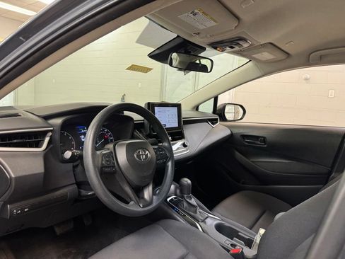 Used 2024 Toyota Corolla LE FWD image 13