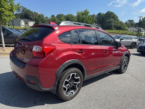Used 2016 Subaru Crosstrek 2.0i Limited AWD/4WD image 3