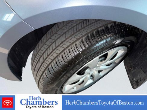 Used 2025 Toyota Corolla LE FWD image 13