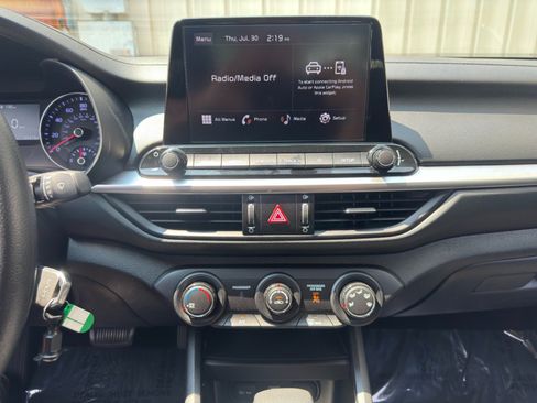 Used 2024 Kia Forte LX FWD image 21