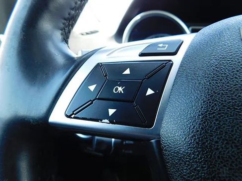 Used 2015 Mercedes-Benz ML 350 4MATIC image 27