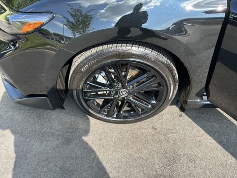 Used 2026 Toyota Camry SE FWD image 13