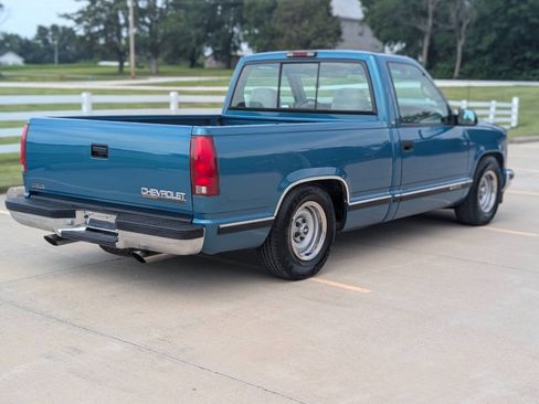 Used 1998 Chevrolet Silverado 1500 2WD Regular Cab w/ Preferred Equipment Group 2 image 5