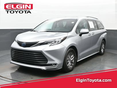 Used 2021 Toyota Sienna XLE